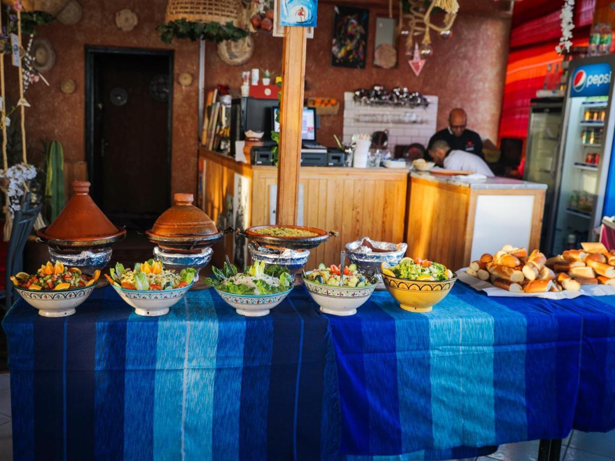 Locals Taghazout Surfcamp Hotel Екстериор снимка