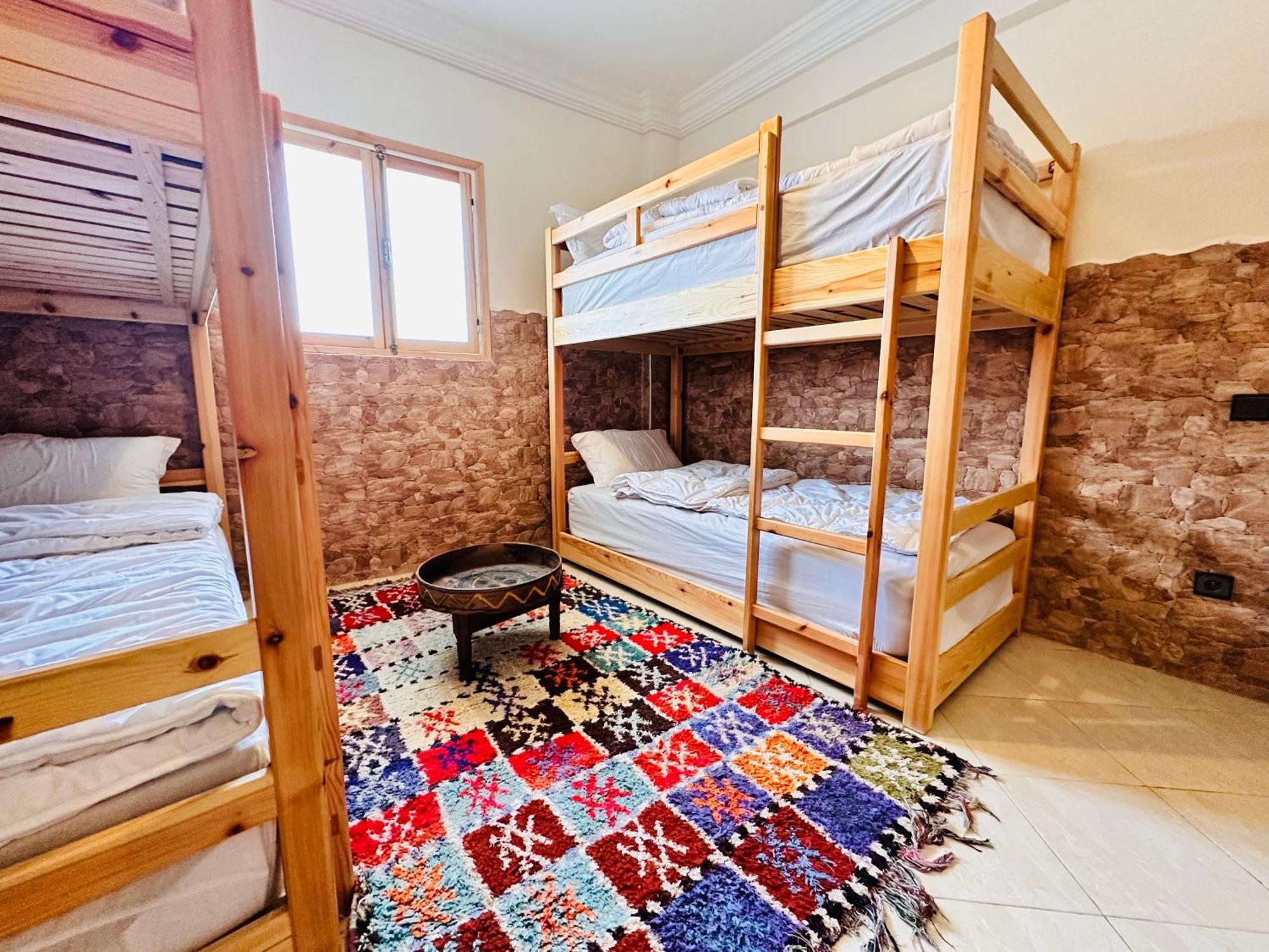 Locals Taghazout Surfcamp Hotel Екстериор снимка