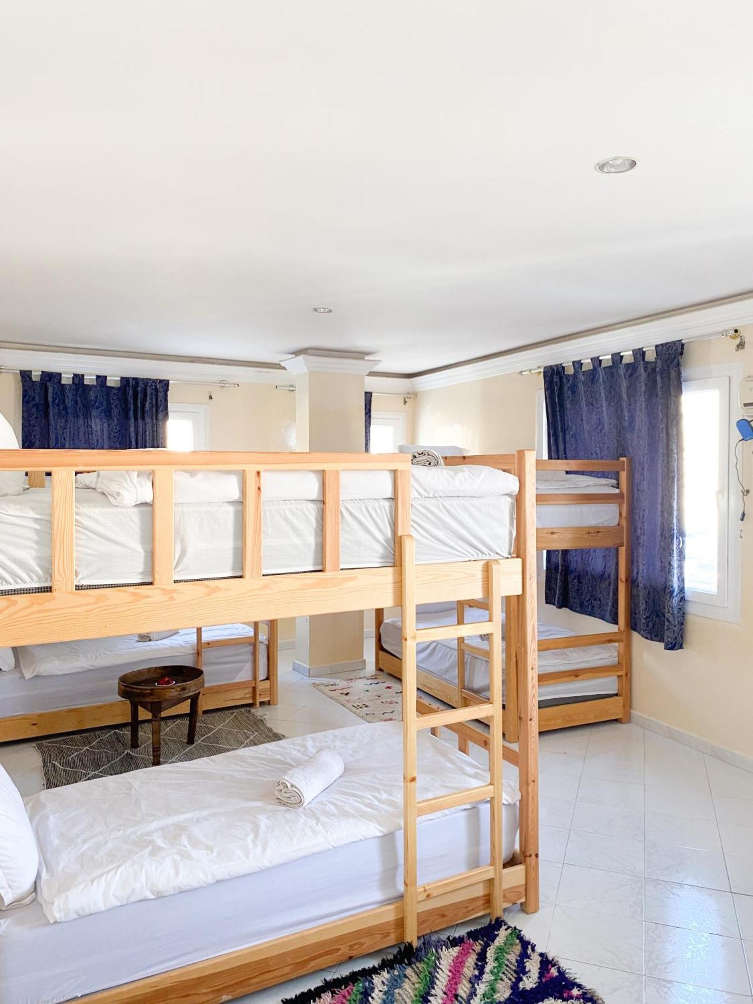 Locals Taghazout Surfcamp Hotel Екстериор снимка