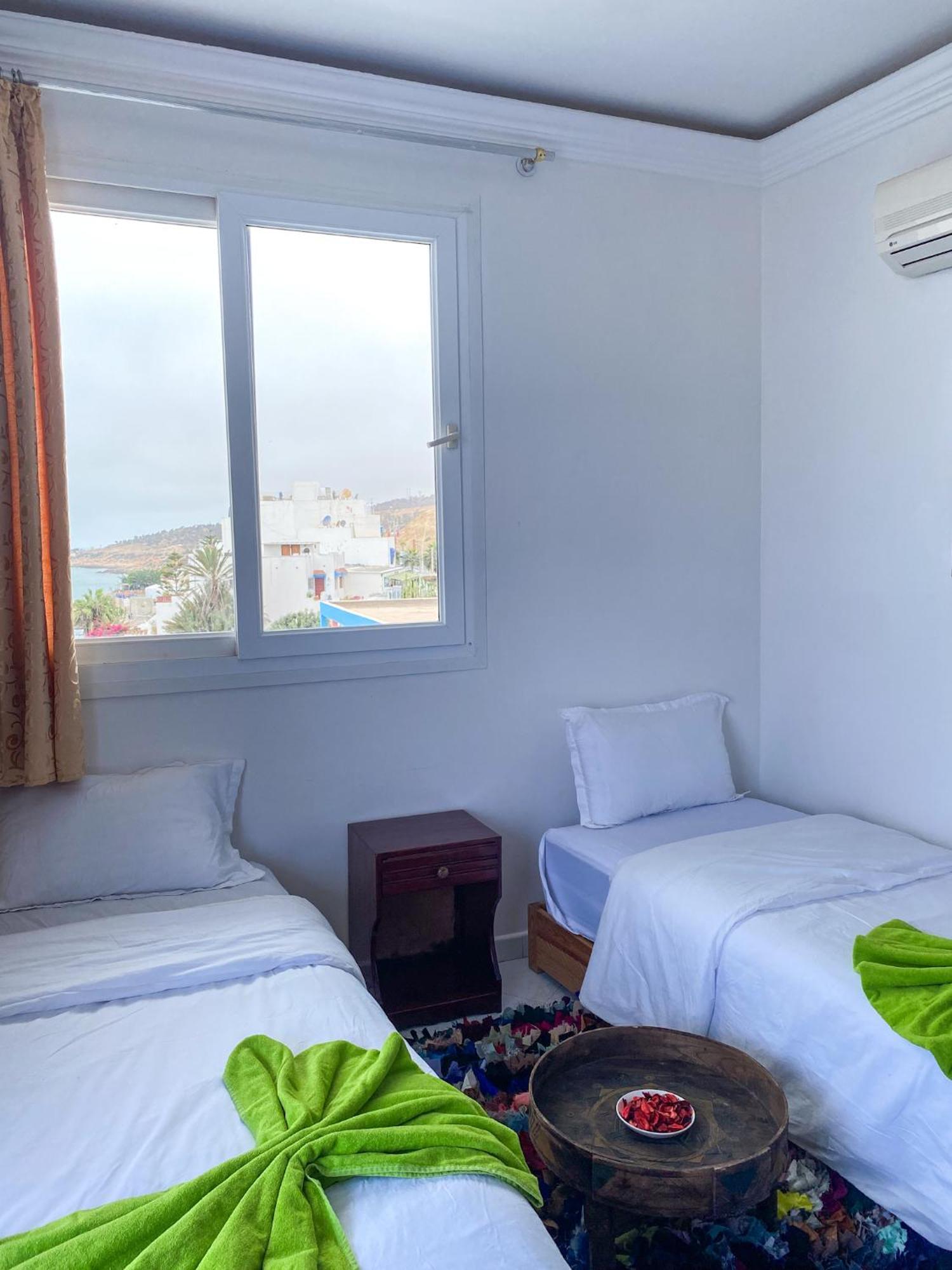 Locals Taghazout Surfcamp Hotel Екстериор снимка