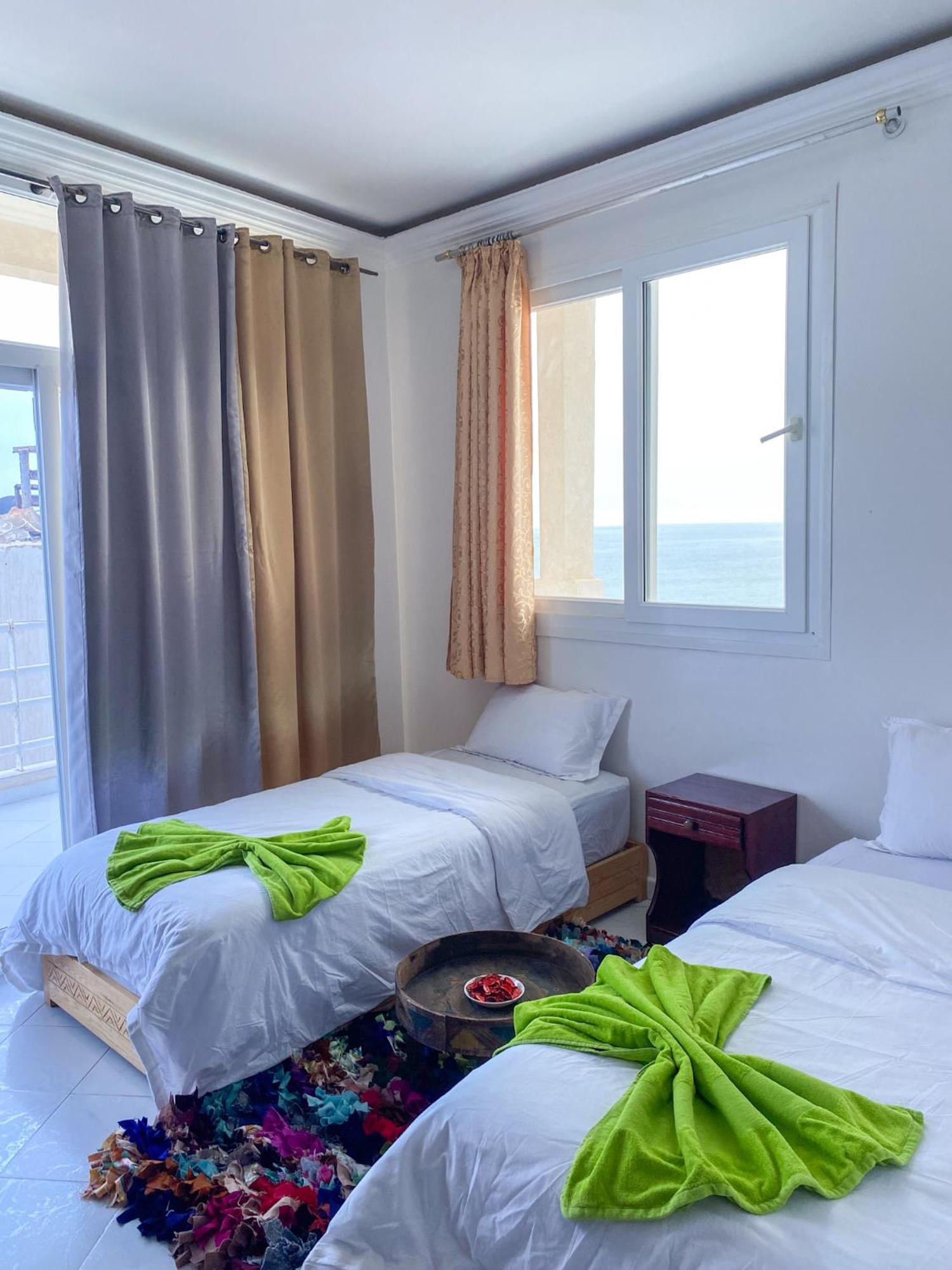 Locals Taghazout Surfcamp Hotel Екстериор снимка