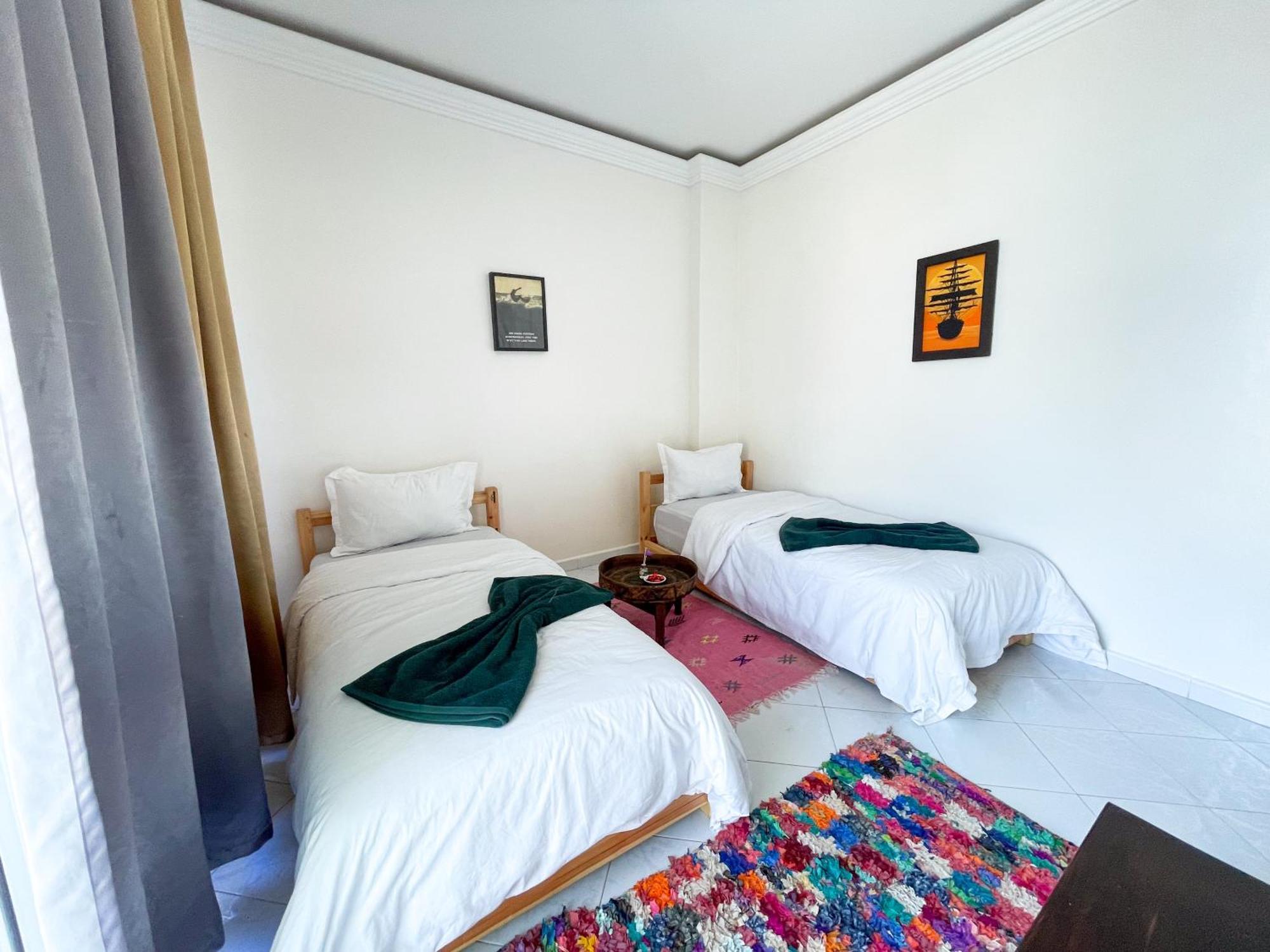 Locals Taghazout Surfcamp Hotel Екстериор снимка