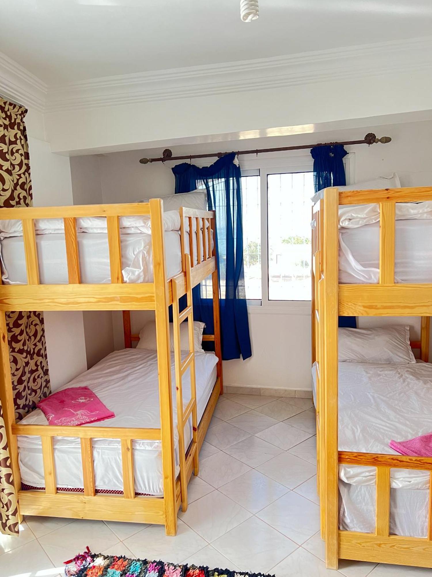 Locals Taghazout Surfcamp Hotel Екстериор снимка