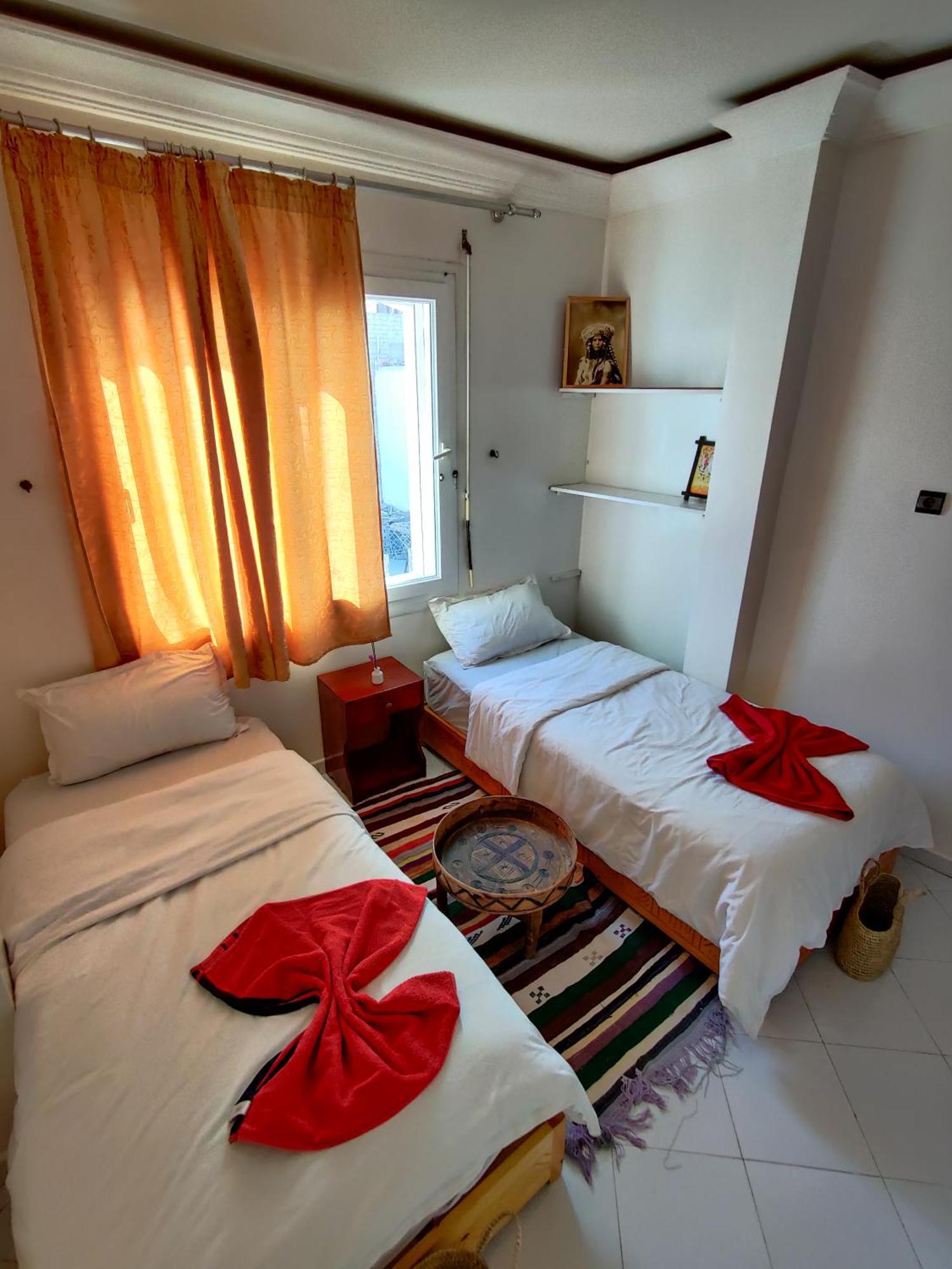 Locals Taghazout Surfcamp Hotel Екстериор снимка
