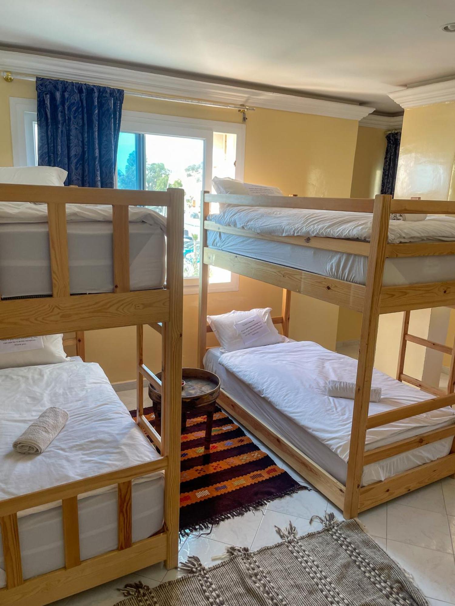Locals Taghazout Surfcamp Hotel Екстериор снимка