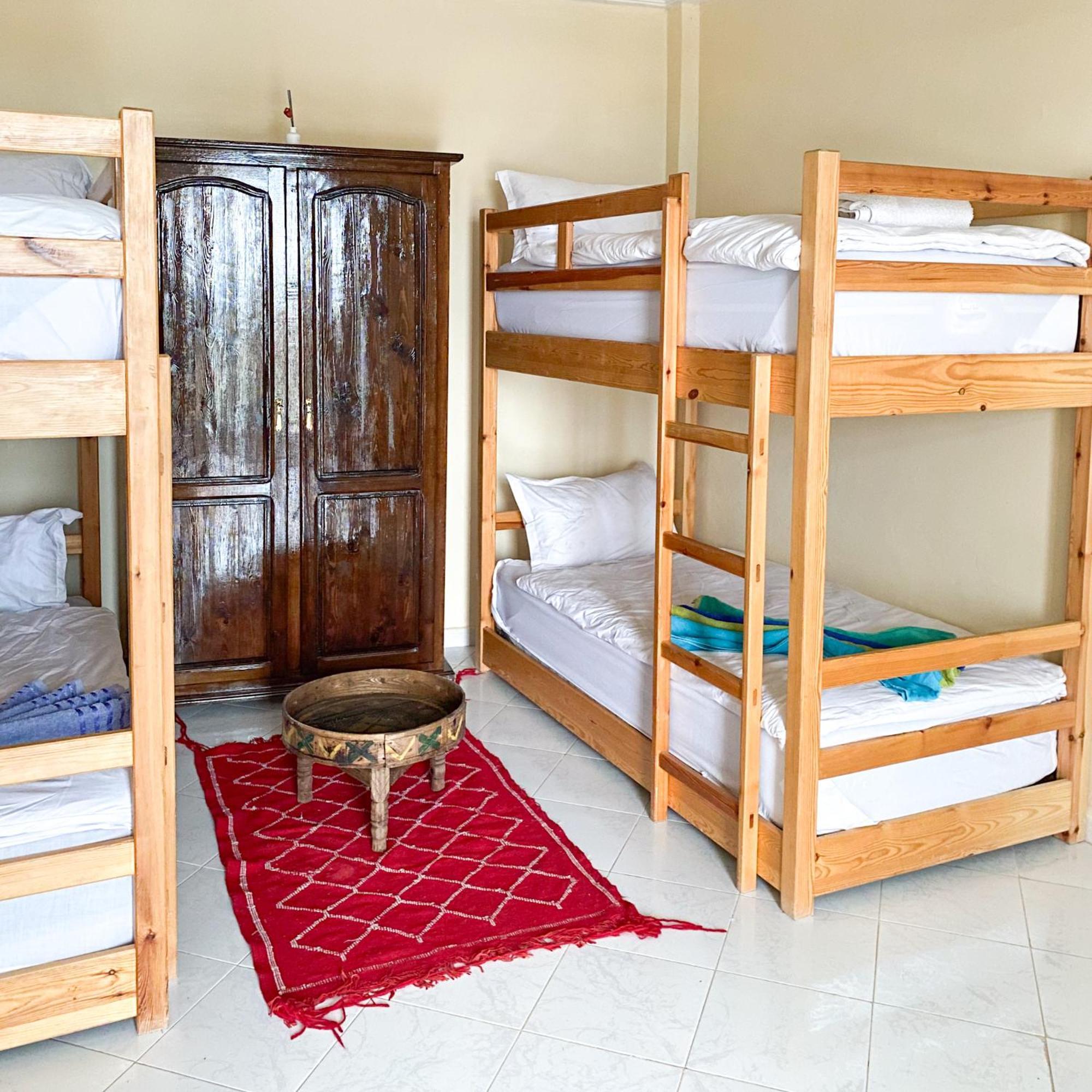 Locals Taghazout Surfcamp Hotel Екстериор снимка
