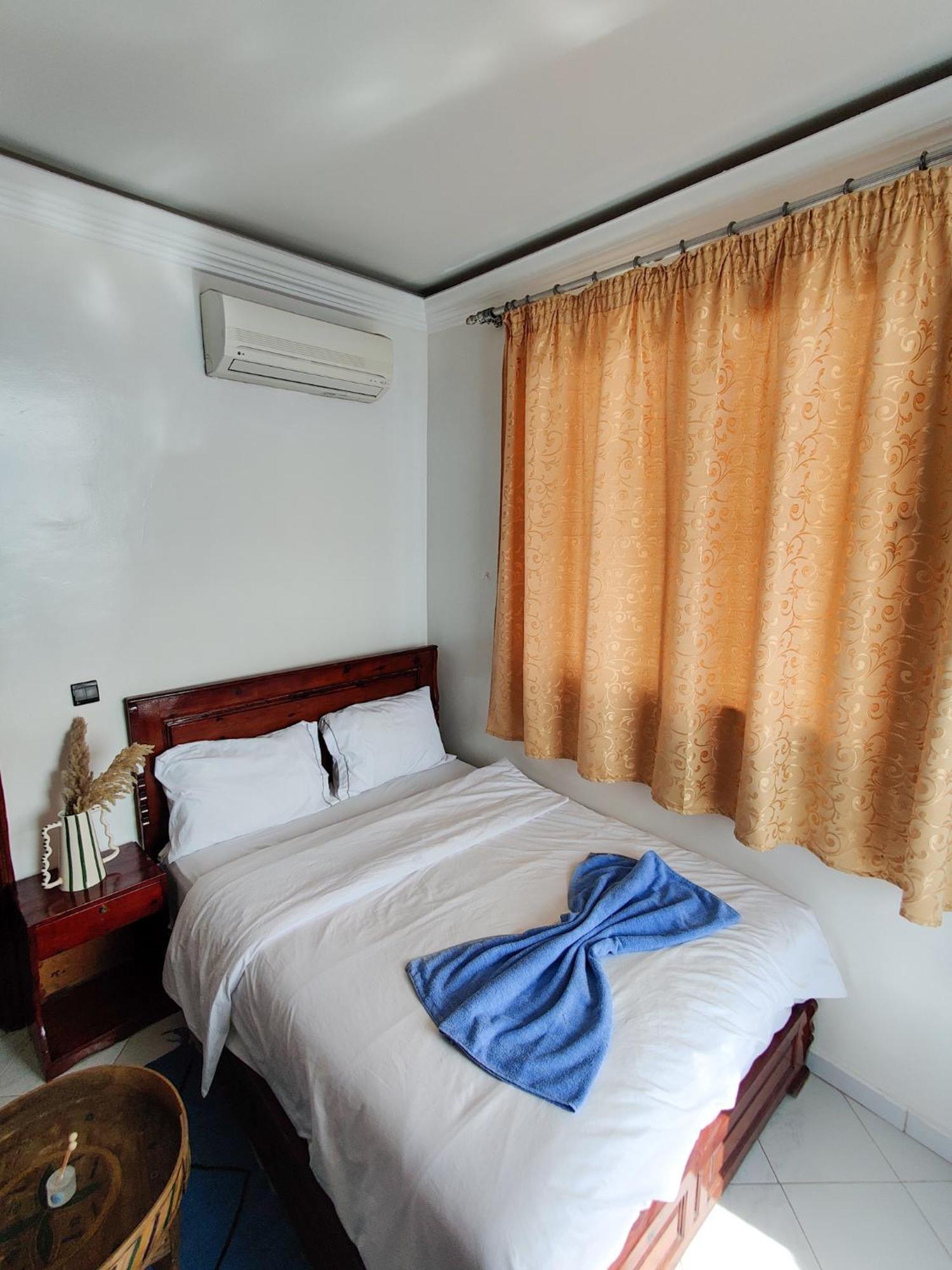 Locals Taghazout Surfcamp Hotel Екстериор снимка