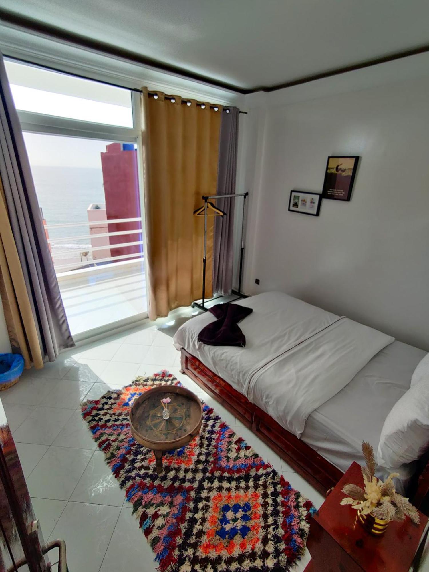 Locals Taghazout Surfcamp Hotel Екстериор снимка